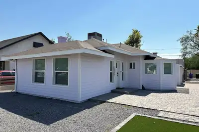 Image de Charming 2-bedroom house in historic Coronado neighborhood