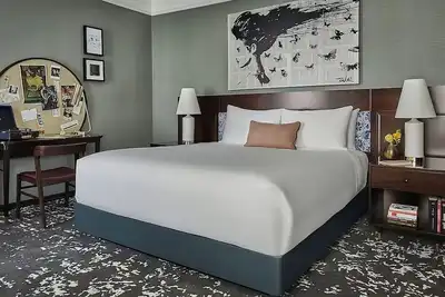 Image de Artistic Boutique Retreat in Vibrant San Francisco | Short Walk to China Town