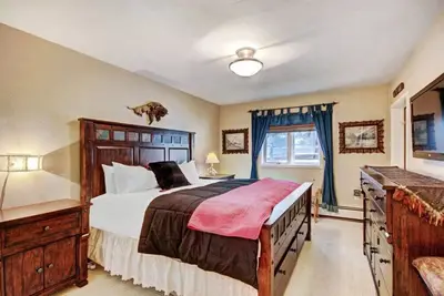 Image de Enjoy Prime Location, 1br Residence (Riva Ridge)