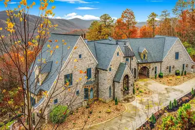 Image de New Castle with 6 bedrooms and WiFi in beautiful Black Mountain
