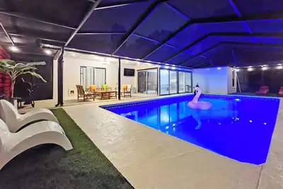 Image de Serene Pool Oasis Tampa Vacation Villa