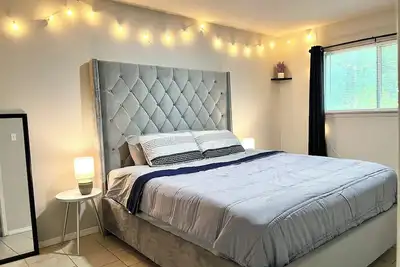 Image de King Suite 2br Home w Fast WiFi, & Wfh Desk