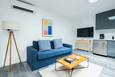 Image de Modern Retreat Steps from the Heart of Nyc!