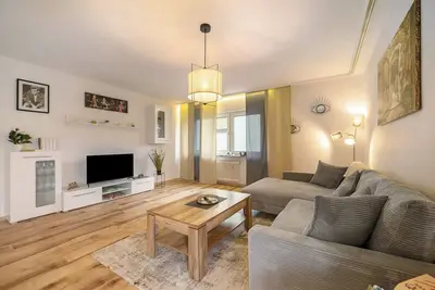 Image de Appartement 'Neue 4 Zi Küche Bad Parknähe' avec balcon et Wi-Fi
