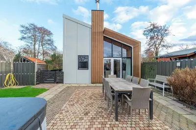 Image de Villa près de la plage Sint Maartenszee Jacuzzi