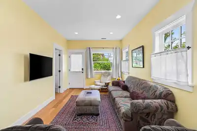 Image de Phinney's Newest Family House with Bbq