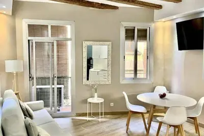 Image de Appartement rénové au cœur de Barcelone avec 2 chambres et 2 salles de bains