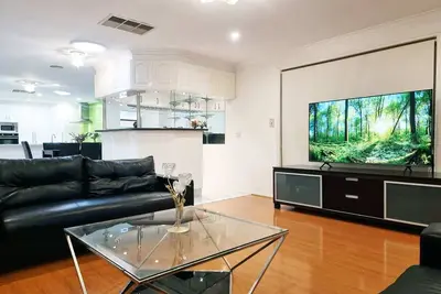 Image de 5 bedrooms Spacious home