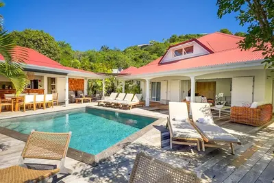 Image de Hillside Haven With Bay Views And Private Pool