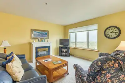 Image de 323 Time for some vitamin Sea - Oceanview Condo