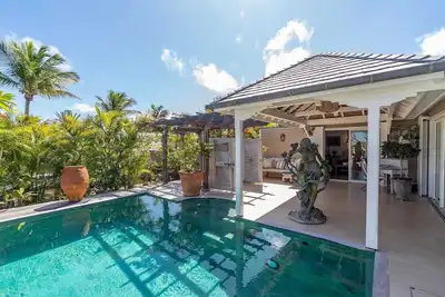 Image de Serene 1BVilla where Romance Meets Tropical Beauty