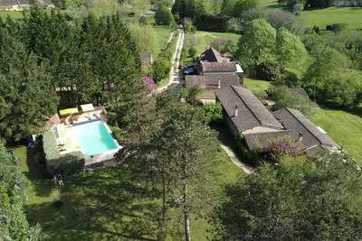 Image de Gite Le Monde, spacious luxery 4 Personsgite in Sainte Alvere, shared pool