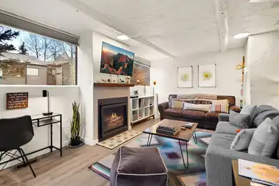 Image de Alpine Escape: Fire+Tub+Terrace