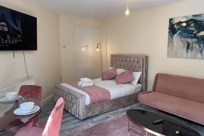 Image de Pink Paradise in Central Luton