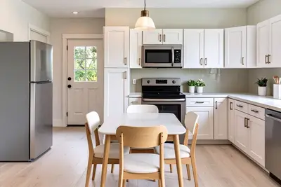 Image de Kalae Villa ~5 min walk to Beach, A\/C, New Remodel