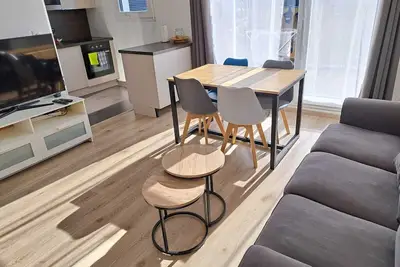Image de Appartement de 3 chambres à 15 min de Paris, avec parking souterrain sécurisé.