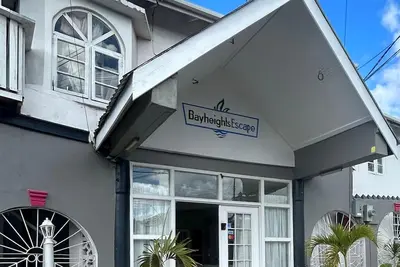 Image de Scenic Bay Retreat: Your Perfect Getaway
