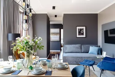 Spacious Apartment near Planty Park