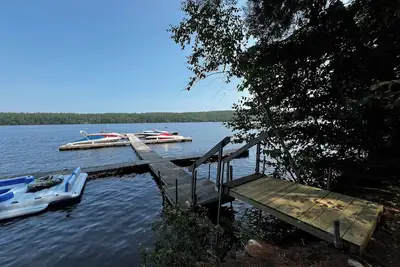 Image de Spacious 5 bed Condo-with private access to the waterfront