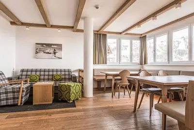 Image de mit 4 Schlafzimmern und Sauna by Interhome