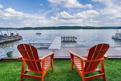 Image de Wake and Lake: \"Right Along Keuka Lake Wine Trail! \"