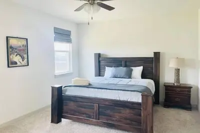Image de Cozy home with modern amenities