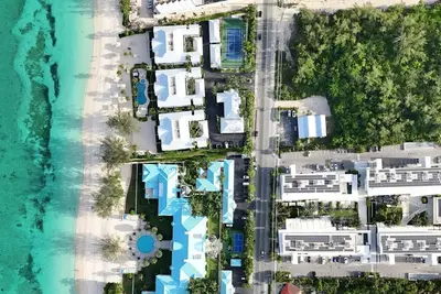 Image de Modern 1br | Pool & Bbq | Steps to 7 Mile Beach