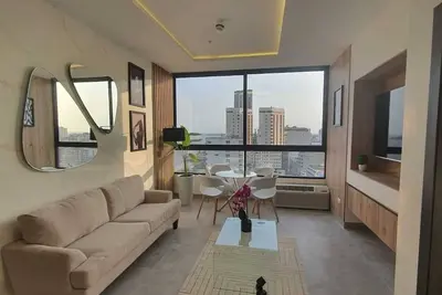 Image de Luxury 2-Bedroom Suite in Guayaquil's Historic Financial District & Malecon 2000