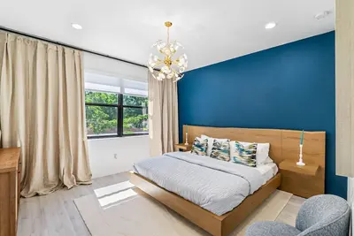 Image de Brand New Tampa Townhouse Prime Location