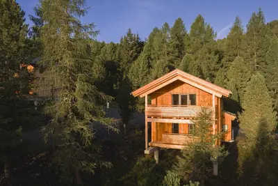 Image de Superior # 2 mit Sauna & Hot Tub by Interhome