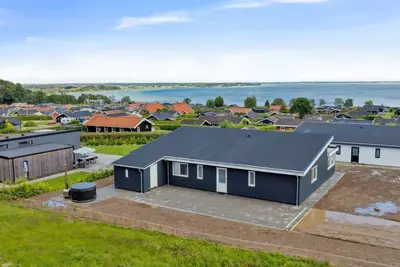 Image de \"Alka\" - 500m from the sea by Interhome