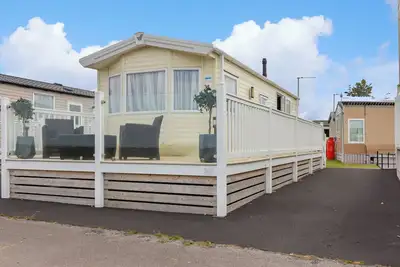 Image de 2 Sea View Lodge, pet friendly in Heysham