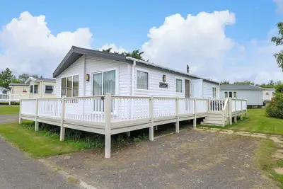 Image de 21 Norman Drive Lodge, family friendly, with a garden in Burgh Castle