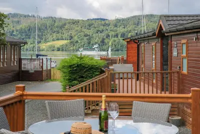 Image de Waterside Lodge, family friendly, with pool in Windermere