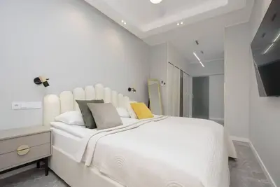 Image de Grzybowska 37 | Air-conditioned apartment |Parking