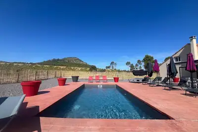 Image de Maison de charme, piscine et vue panoramique
