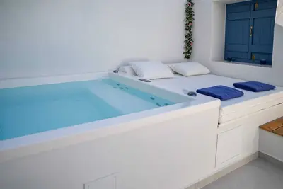 Image de Sapphire Zafeirenias Gem House with Jacuzzi