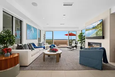 Image de Oceanfront Luxury on the Sand