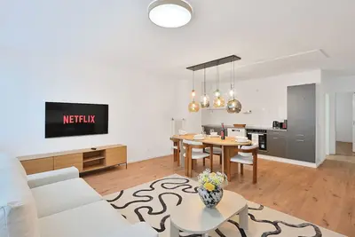 Image de Beautiful and spacious 4-Room Apartment in Central Wuppertal with Free WiFi