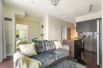 Image de Globalstay. Classic 2Bd Apartment in Downtown with a Balcony