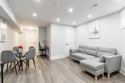 Image de Globalstay. Modern Bsm in the Heart of Toronto. Hot Tub, Bbq.
