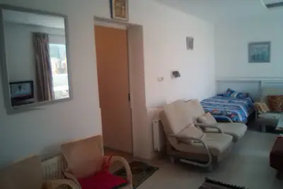 Image de Studio avec double terrasse de 70m2 vue sur mer 100mde la plage très agréable