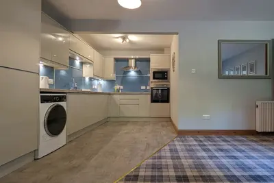 Image de Newly Renovated Apartment, Nairn. Minutes from Inverness & Infamous Whisky Trail