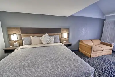 Image de Charming 2-bedroom hotel suites with Gym, Wifi Breakfast in delightful Falmouth