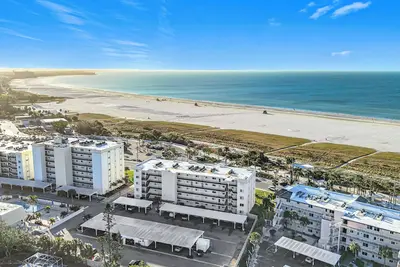 Image de Amazing Gulf Views 2 Bed 2 Bath at Siesta Key Beach Steps to Beach
