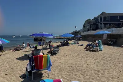 Image de 4-BdRm Home at Black Point Beach, E. Lyme - WiFi + Ac! Jun-Aug 2026 Wkly Rental