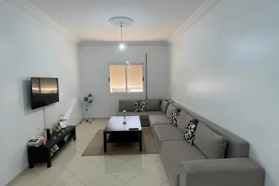 Image de Wi-Fi + Free Parking + Amazon Prime & Netflix + Full Kitchen + Washing Machine