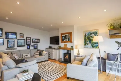 Image de Breathtaking Sea Views from this Aberdovey Home - with Free Beach Car Park Pass!