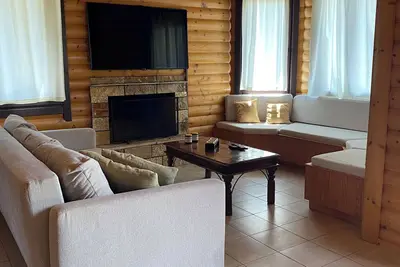 Image de Chalet Klimatia - Beautiful wooden maisonette with fireplace