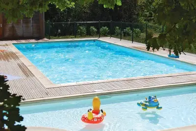 Image de Accès Sauna + Super endroit! Cottage Climatisé avec Terrasse
